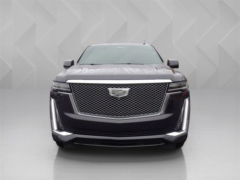 Used 2022 Cadillac Escalade ESV Premium Luxury w/ LPO, Radiant Package image 7