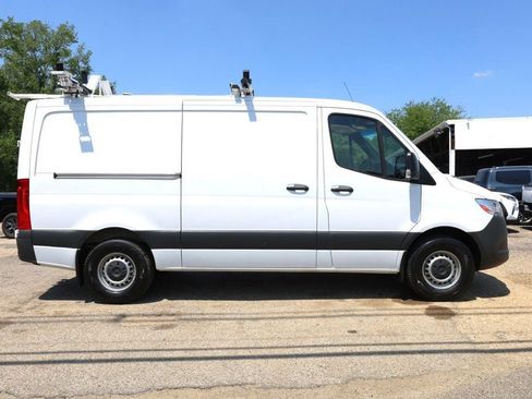 Used 2023 Mercedes-Benz Sprinter 2500 w/ Acoustic Package image 6