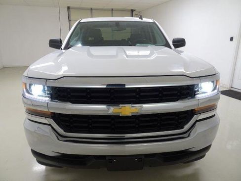Used 2018 Chevrolet Silverado 1500 LS image 2