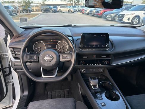 Certified 2023 Nissan Rogue SV image 25