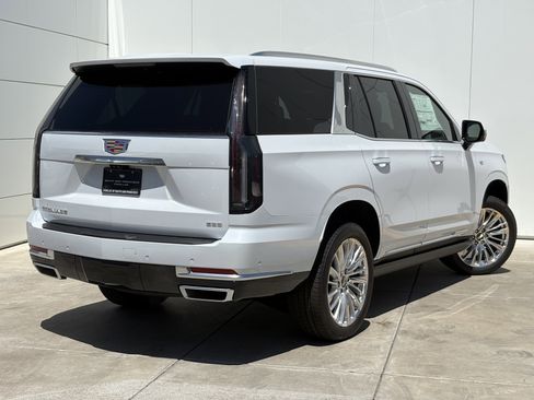 New 2026 Cadillac Escalade Luxury w/ Touring Package AWD/4WD image 7