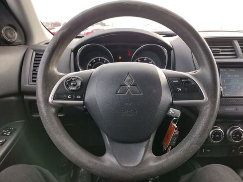 Used 2021 Mitsubishi Outlander Sport ES image 6