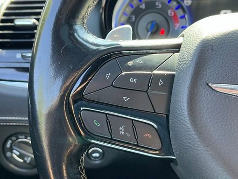 Used 2023 Chrysler 300 C RWD image 17