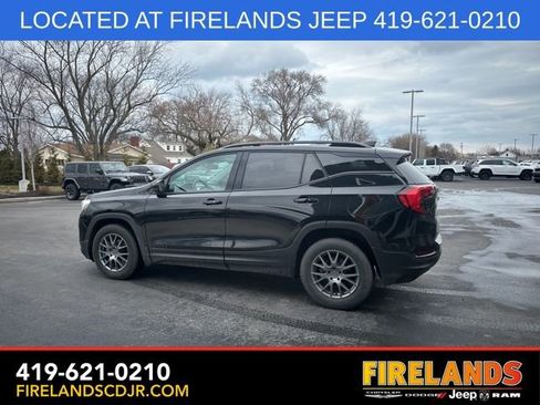 Used 2020 GMC Terrain SLE w/ Driver Convenience Package image 14