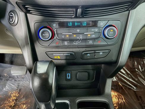 Used 2019 Ford Escape SEL AWD/4WD image 22