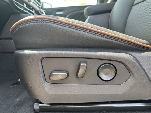 New 2025 GMC Canyon AT4 w/ Technology Plus Package image 26