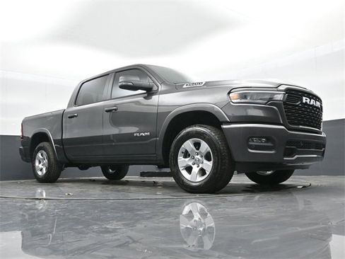 Used 2025 RAM 1500 Big Horn image 39