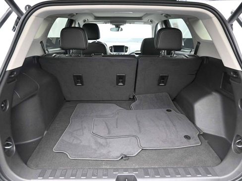 Used 2023 GMC Terrain Denali image 5