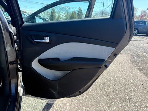 Used 2015 Dodge Dart SXT w/ Sun/Sound Group image 13