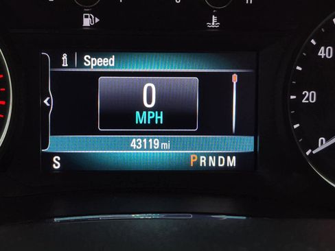 Used 2019 Buick Encore Preferred image 20