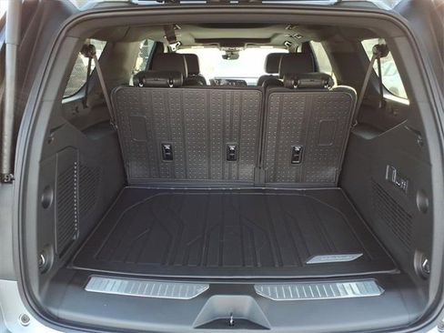 New 2026 Chevrolet Suburban High Country w/ Sun And Tow Package image 4