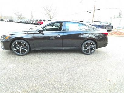 New 2025 Nissan Altima 2.5 SR