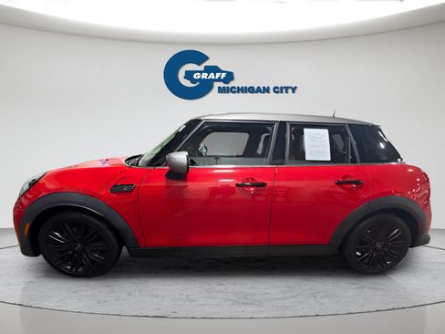 Used 2022 MINI Cooper S FWD image 2