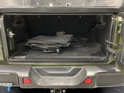 Used 2024 Jeep Wrangler Unlimited Rubicon 4xe image 12