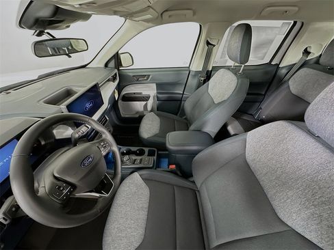 New 2026 Ford Maverick XLT w/ XLT Luxury Package image 11