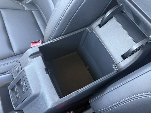 New 2025 Ford Bronco Badlands image 50