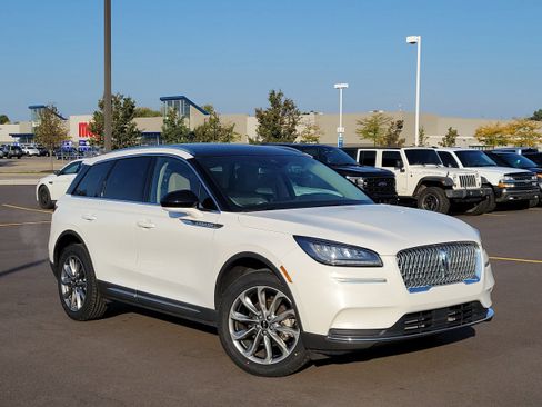 Used 2022 Lincoln Corsair AWD w/ Premium Package image 31