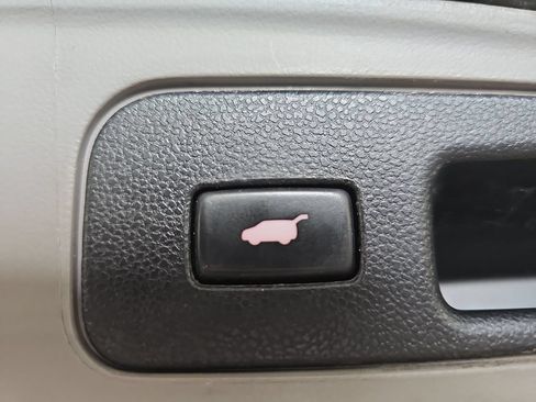 Used 2012 Honda Pilot EX-L image 17
