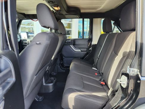 Used 2016 Jeep Wrangler Unlimited Sport w/ Quick Order Package 24S image 33