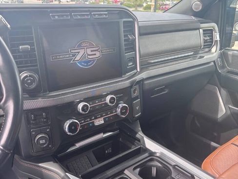 Used 2023 Ford F450 Platinum w/ FX4 Off-Road Package AWD/4WD image 2