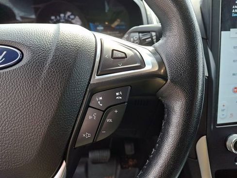Certified 2022 Ford Edge SEL w/ Convenience Package AWD/4WD image 21