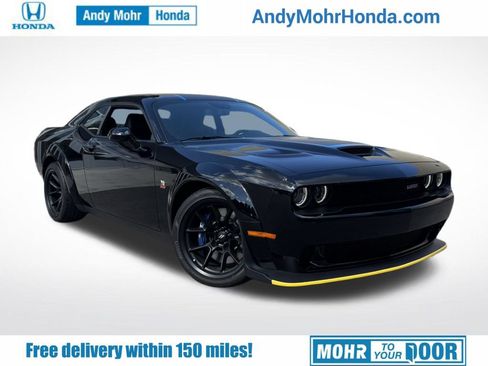 Used 2023 Dodge Challenger R/T Scat Pack RWD image 1