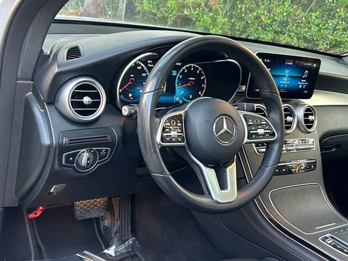 Used 2020 Mercedes-Benz GLC 300 image 32
