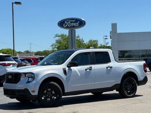 New 2026 Ford Maverick XLT w/ XLT Luxury Package AWD/4WD image 1