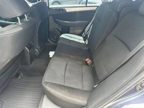 Used 2017 Subaru Outback 2.5i AWD/4WD image 19