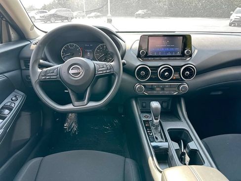 Used 2025 Nissan Sentra S FWD image 27