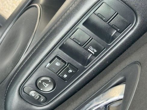 Used 2017 Honda HR-V LX image 20