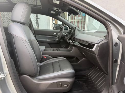 Used 2024 Honda Prologue Touring image 37