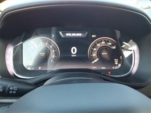 New 2026 RAM 1500 4x4 Crew Cab image 23