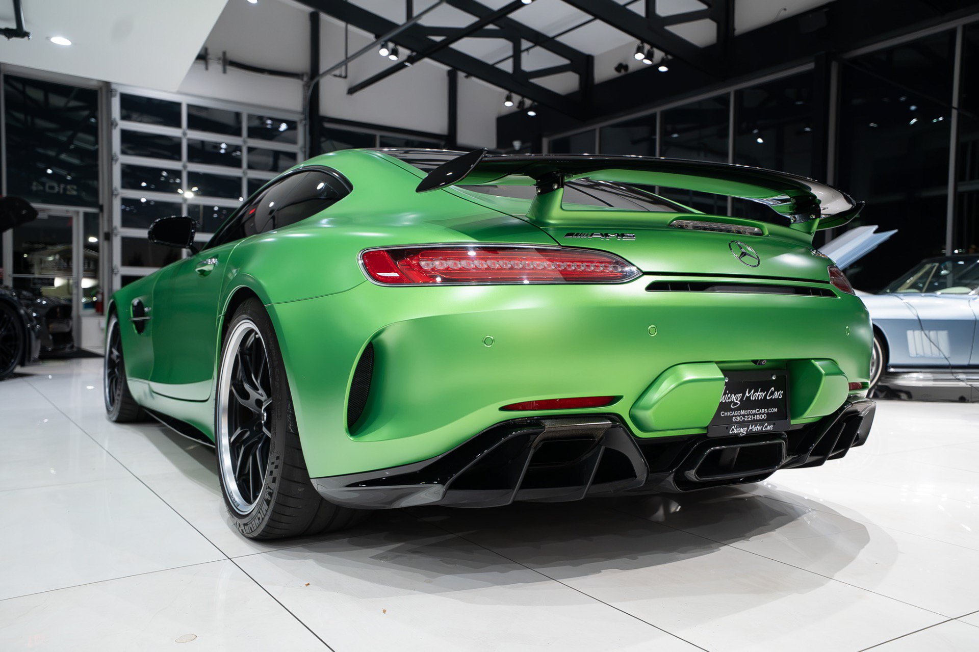 Used 2018 Mercedes-Benz AMG GT R w/ Exclusive Interior Package image 30
