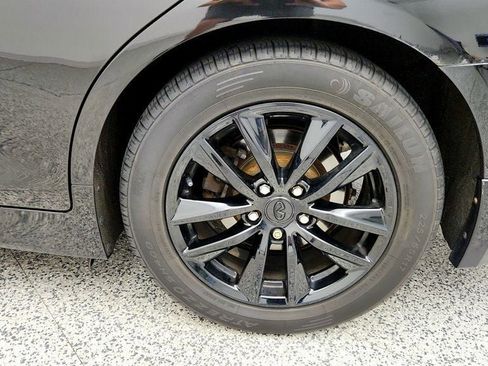 Used 2017 INFINITI Q50 3.0t Premium w/ Driver Assistance Package AWD/4WD image 9