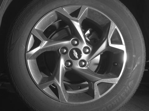 Used 2025 Chevrolet Trax LT FWD image 14