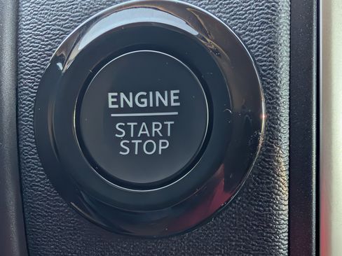 Certified 2025 Ford Expedition Max Active image 39