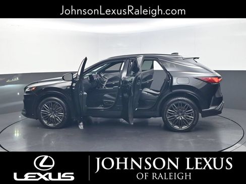 Used 2023 Lexus RX 500h F Sport w/ Cold Area Package AWD/4WD image 36