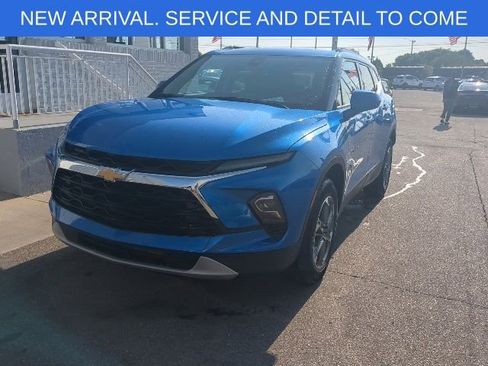 Used 2024 Chevrolet Blazer LT w/ Convenience Package FWD image 1