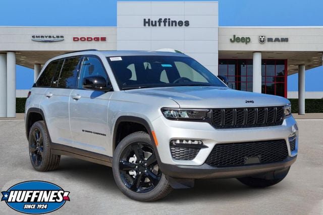 New 2025 Jeep Grand Cherokee Limited w/ Black Appearance Package AWD/4WD image 1
