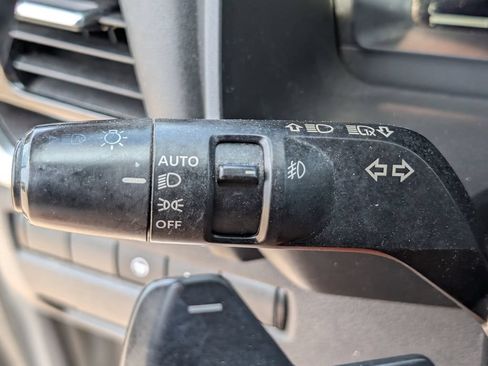 Used 2021 Nissan Rogue Platinum AWD/4WD image 28