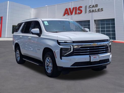 Used 2025 Chevrolet Tahoe LT AWD/4WD image 3