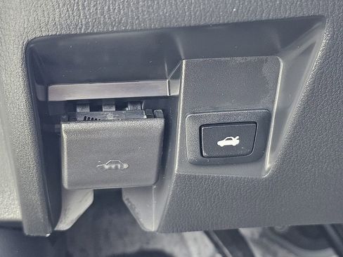 Certified 2025 MAZDA MX-5 Miata Club w/ Interior Package image 30