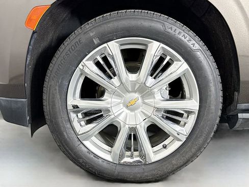 Used 2021 Chevrolet Suburban High Country image 33