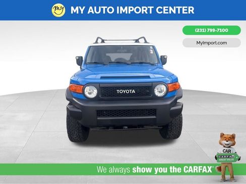 Used 2007 Toyota FJ Cruiser 4WD image 2
