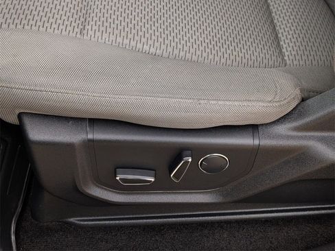 Used 2018 Ford F150 XLT w/ Equipment Group 302A Luxury image 33