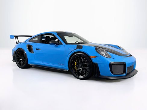 Used 2019 Porsche 911 GT2 RS RWD image 3