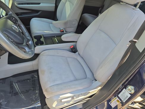 Used 2020 Honda Odyssey EX image 15
