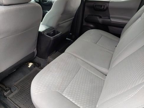 Used 2022 Toyota Tacoma SR image 25