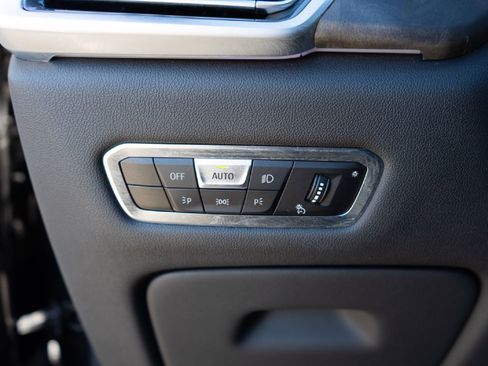 Used 2023 BMW X5 sDrive40i image 18